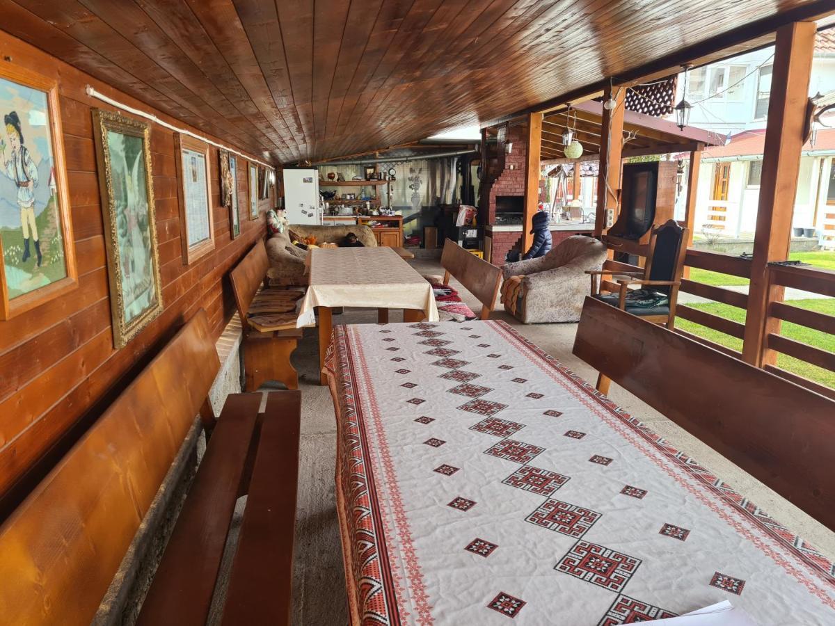 Cazare Turism Prislop Hotel Hateg Ngoại thất bức ảnh