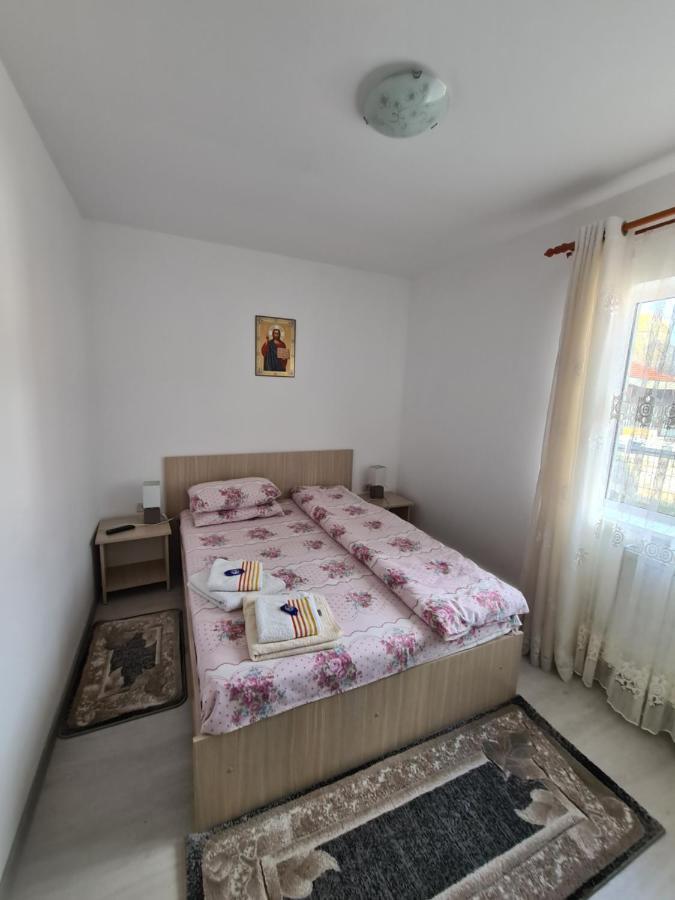 Cazare Turism Prislop Hotel Hateg Ngoại thất bức ảnh